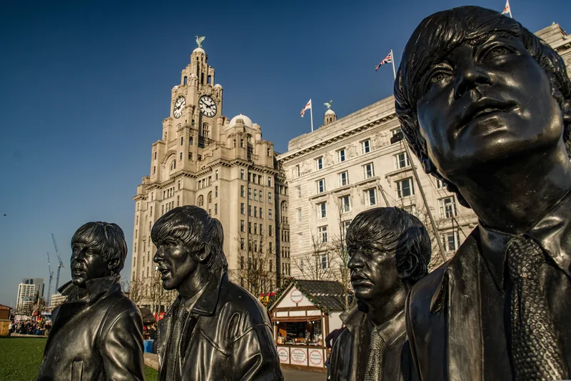 Outdoor teambuilding Liverpool